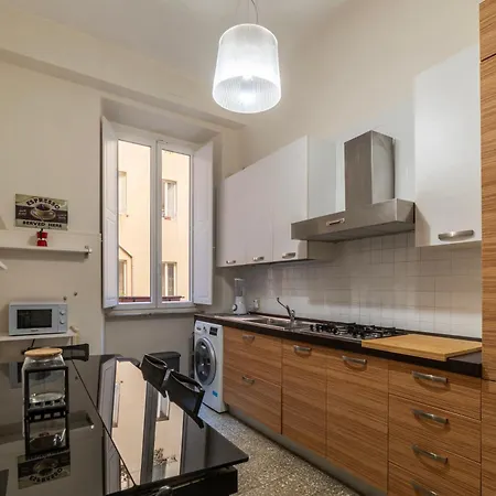 Joivy Charming 3br Flat Near The Vatican Apartment