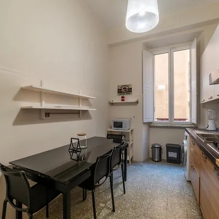 Apartment Joivy Charming 3br Flat Near The Vatican Rome